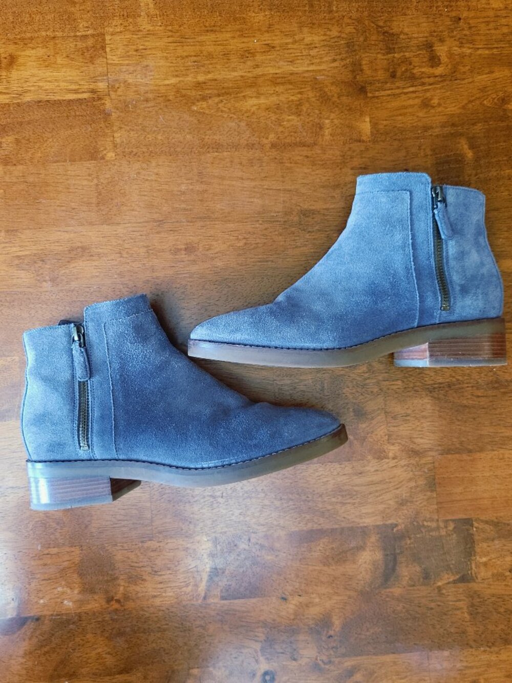 Cole Haan ~ Sz 8 ~ Double Side Zip ~ Ankle Booties ~ Very Good Used Condition